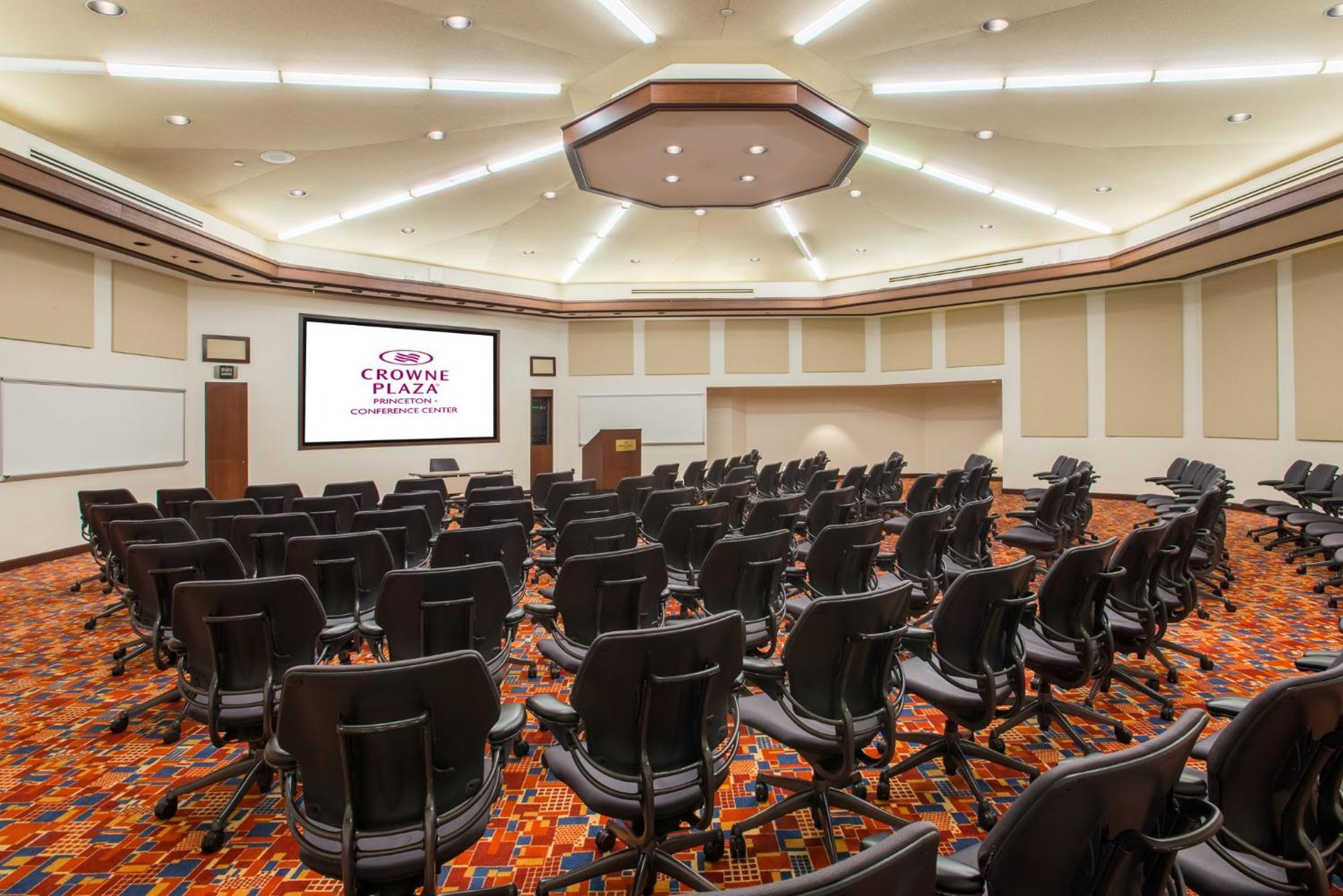 Crowne Plaza Princeton - Conference Center By Ihg Dış mekan fotoğraf