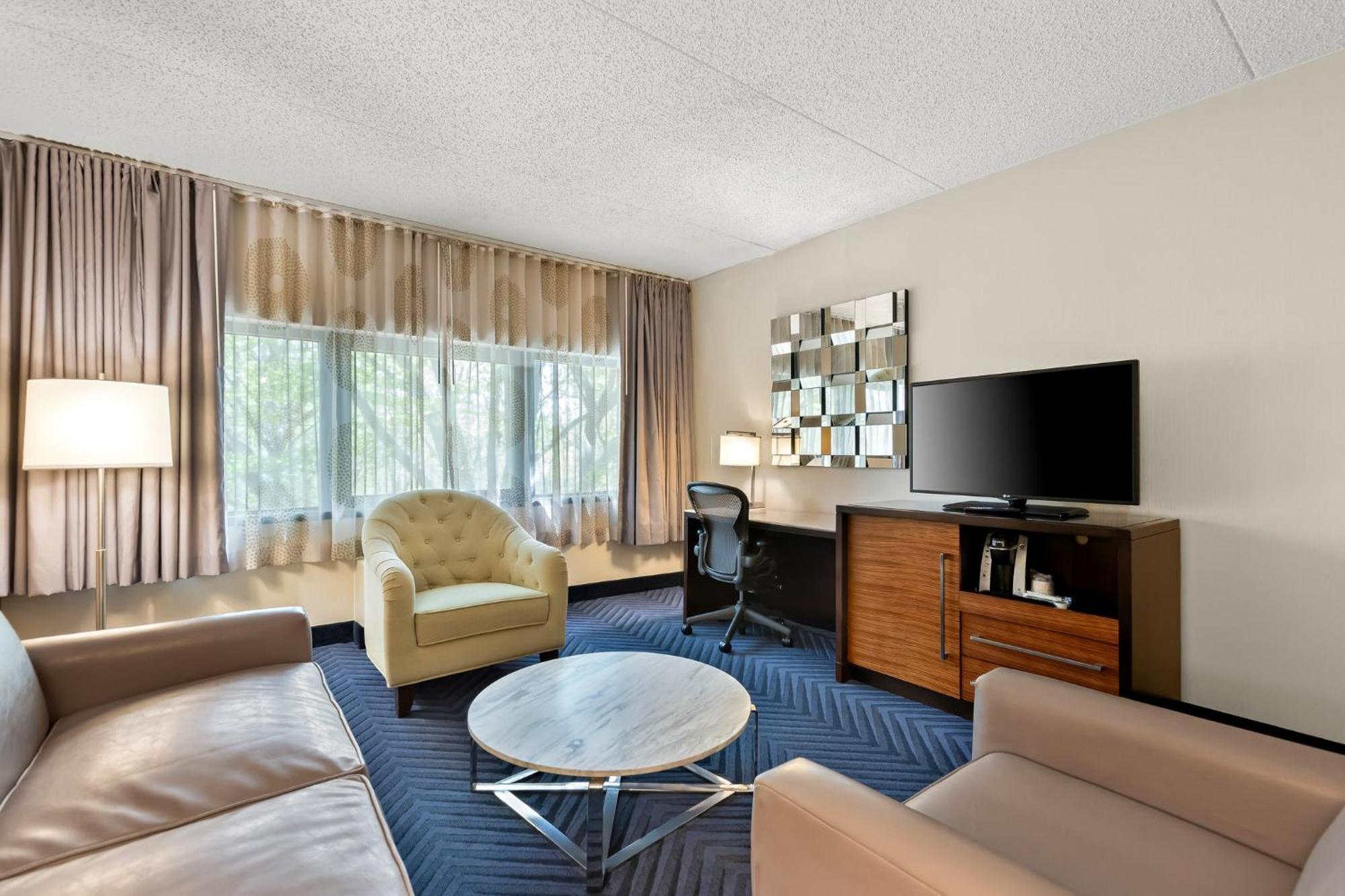Crowne Plaza Princeton - Conference Center By Ihg Dış mekan fotoğraf